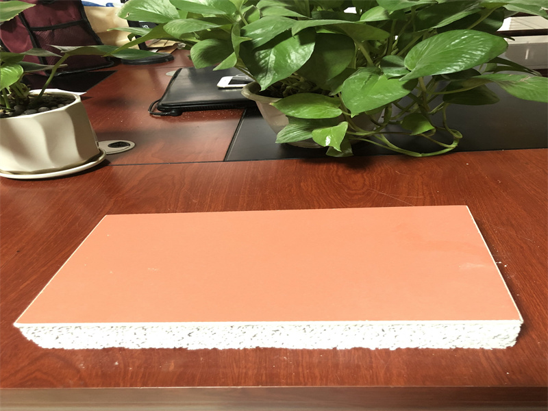 �۱���ϩ��ǽ����װ��һ���