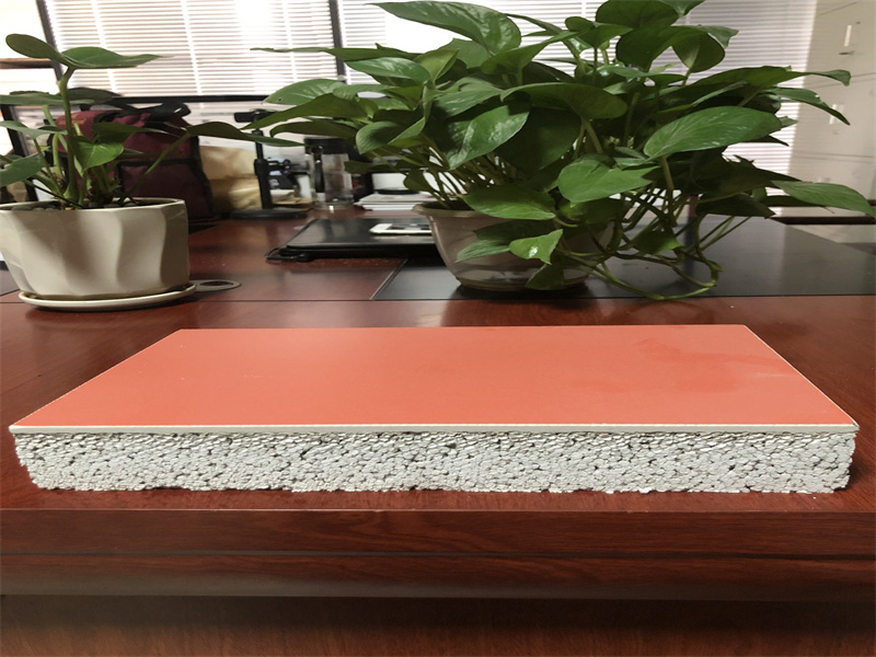 �۱���ϩ��ǽ����װ��һ���